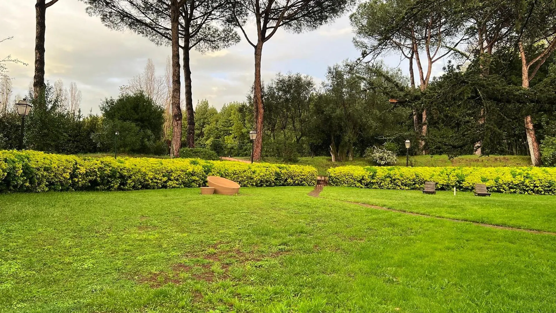 Villa Bovari - Appia Antica Rome 0*,