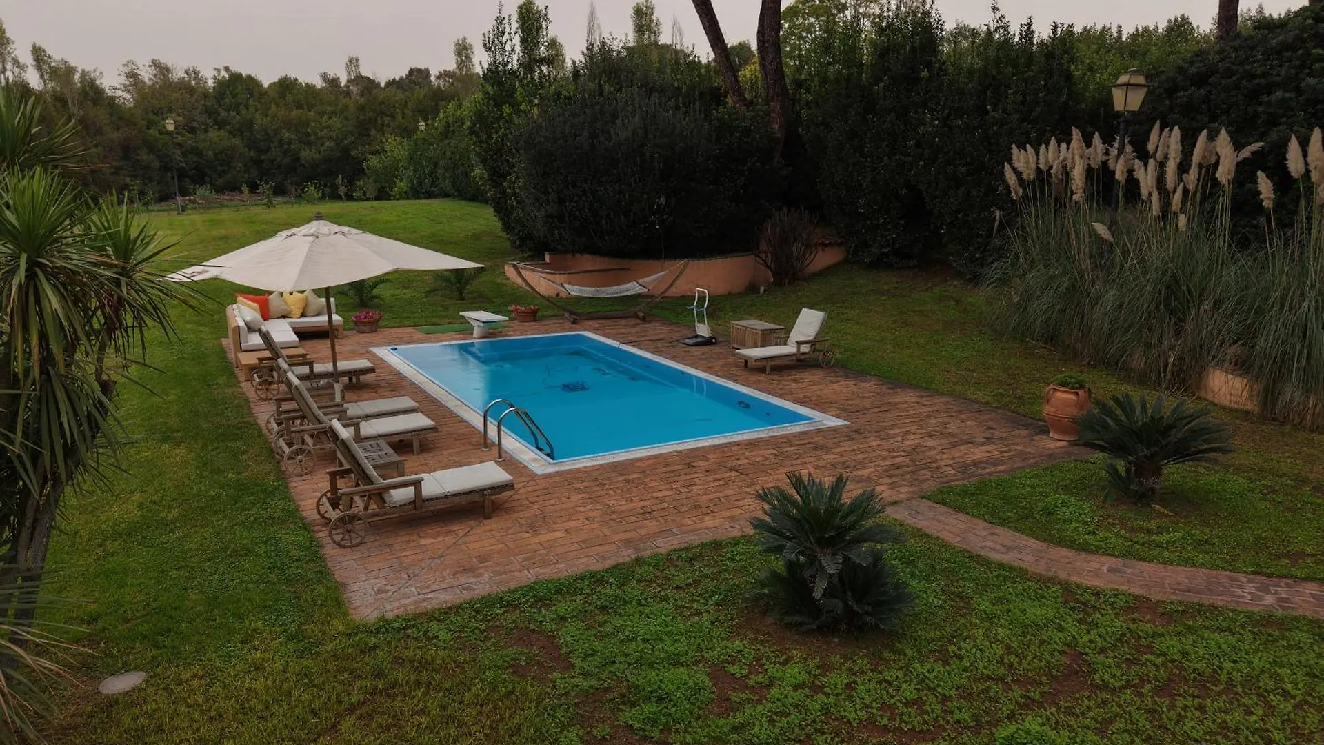 Villa Bovari - Appia Antica Rome Italy